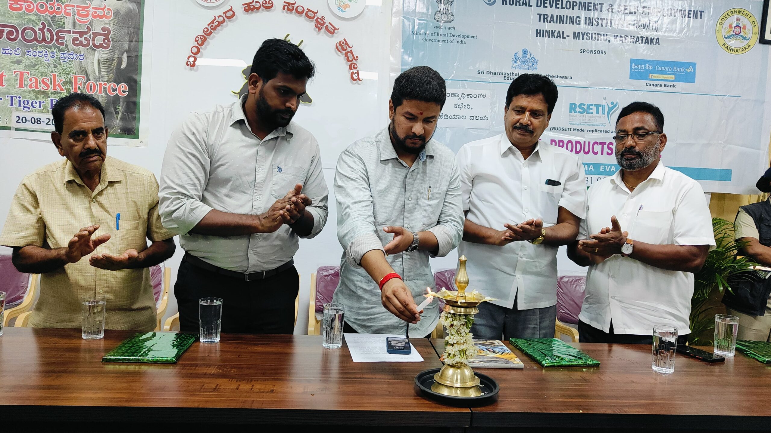 ಆನೆ ಕ್ಯಾಂಪ್ ಅಸ್ತಿತ್ವಕ್ಕೆ…ಬಂಡೀಪುರ ರಾಷ್ಟ್ರೀಯ ಉದ್ಯಾನವನದ ಮೊದಲ ಕ್ಯಾಂಪ್…ಪ್ರಾಣಿ ಮತ್ತು ಮಾನವ ಸಂಘರ್ಷಕ್ಕೆ ತೆರೆ …ದರ್ಶನ್ ಧೃವನಾರಾಯಣ್ ರಿಂದ ಉದ್ಘಾಟನೆ…