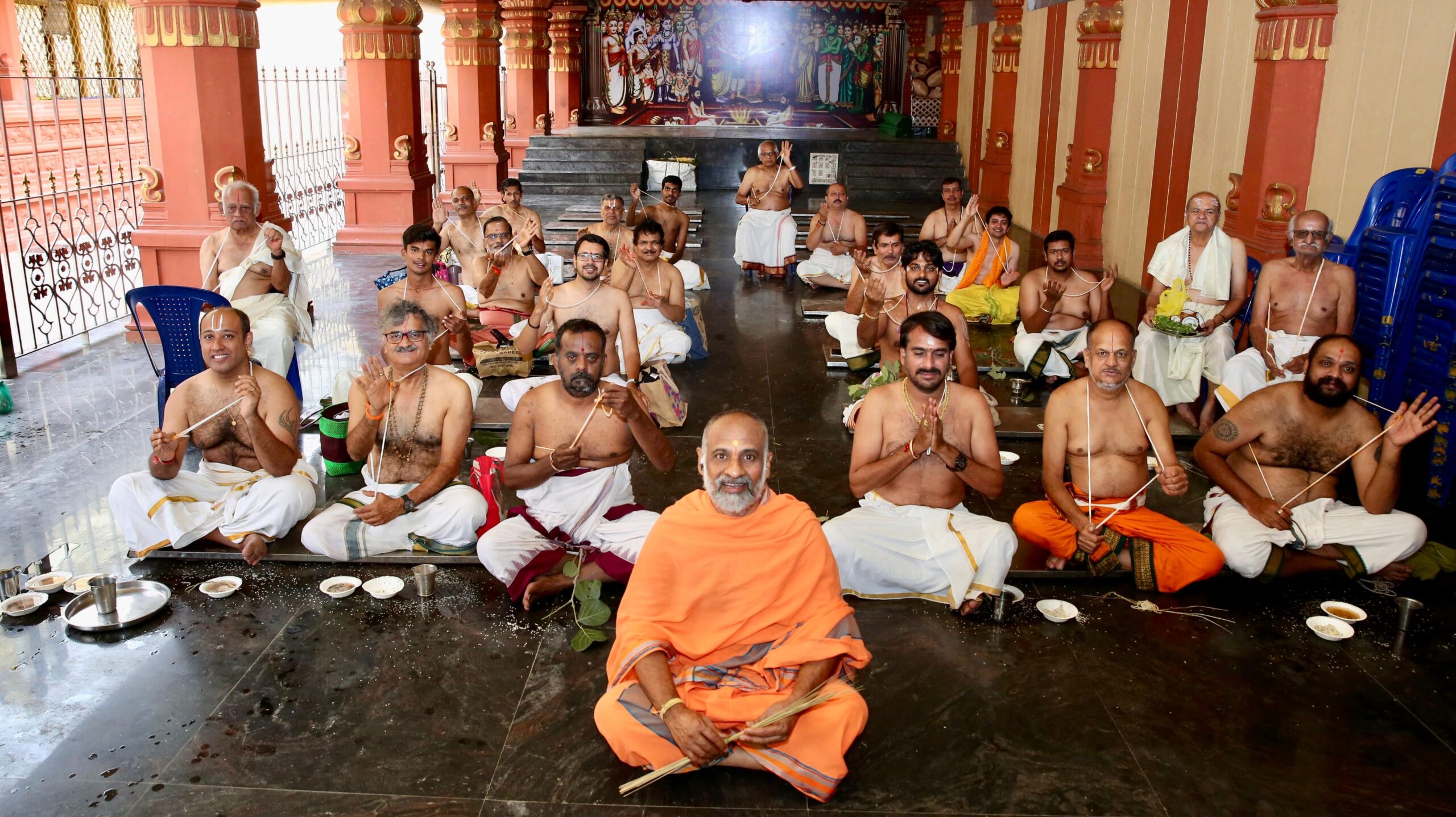 ಯೋಗ ನರಸಿಂಹ ಸ್ವಾಮಿ ದೇವಸ್ಥಾನದಲ್ಲಿ ಯಜುರುಪಾಕರ್ಮ…ಸಾಮೂಹಿಕ ಯಜ್ಞೋಪವೀತ ಬದಲಾವಣೆ…