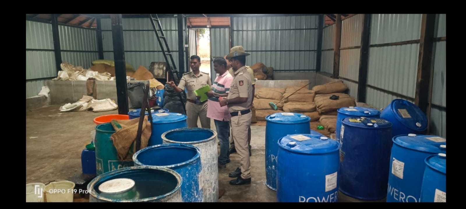 ಮೈಸೂರು ಜಿಲ್ಲಾ ಪೊಲೀಸರ ಭರ್ಜರಿ ಬೇಟೆ…2 ಕೋಟಿ ಮೌಲ್ಯದ ನಕಲಿ ಹನ್ಸ್ ವಶ…ಮೂವರ ವಿರುದ್ದ FIR