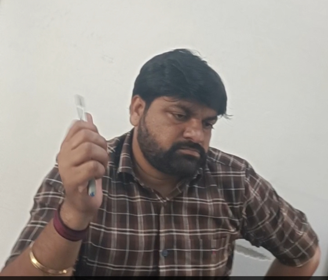 ಮುಡಾ ವಿಶೇಷ ತಹಸೀಲ್ದಾರ್ ಕೆ.ವಿ.ರಾಜಶೇಖರ್ ಸಸ್ಪೆಂಡ್…ಕರ್ತವ್ಯ ಲೋಪ ಸಾಬೀತಾದ ಹಿನ್ನಲೆ ಸರ್ಕಾರದ ಆದೇಶ…RTI ಕಾರ್ಯಕರ್ತ ನಾಗೇಂದ್ರ ನೀಡಿದ ದೂರು…