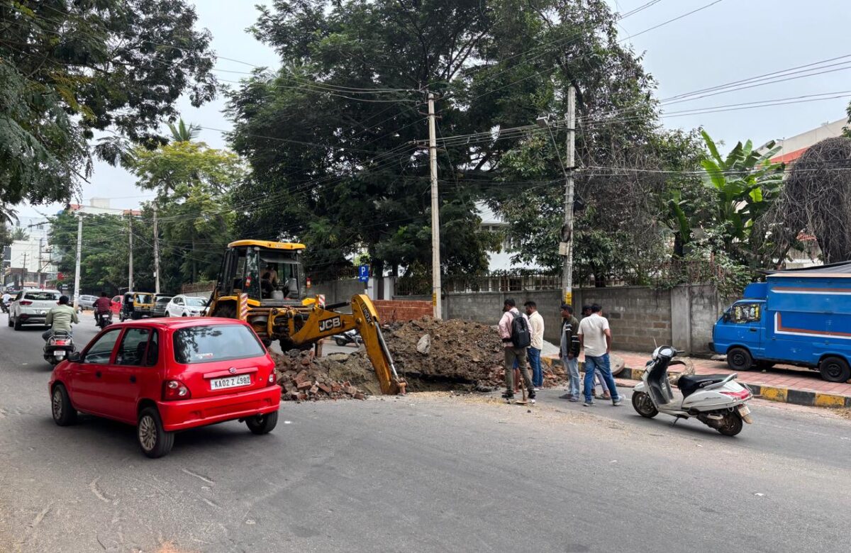 ಕಾಳಿದಾಸ ರಸ್ತೆ ಮ್ಯಾನ್ ಹೋಲ್ ಗೆ ಮರುಜೀವ…ಕಾಮಗಾರಿ ಆರಂಭ…Tv10 ಕನ್ನಡ ವರದಿ ಫಲಶೃತಿ…