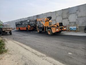 ಸುಟ್ಟು ಕರುಕಲಾದ KSRTC ಬಸ್…ಅದೃಷ್ಟವಶಾತ್ ಪ್ರಯಾಣಿಕರು ಪಾರು…