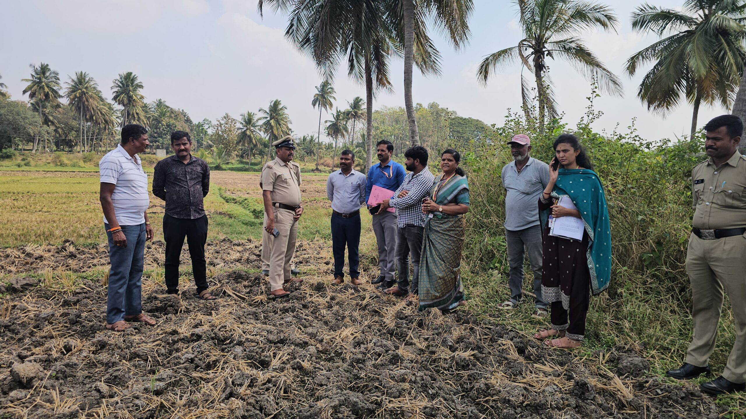 ಮೈಸೂರಿನಲ್ಲಿ ತಲೆ ಎತ್ತಲಿರುವ ನಿಮ್ಹಾನ್ಸ್ ಮಾದರಿ ಆಸ್ಪತ್ರೆ…ಸಿಎಂ ಸ್ವಕ್ಷೇತ್ರದಲ್ಲಿ ನಿರ್ಮಾಣವಾಗಲಿರುವ ಆಸ್ಪತ್ರೆ…ಮುಖ್ಯಮಂತ್ರಿಗಳ ಮಹತ್ತರ ಯೋಜನೆಗೆ ಗ್ರೀನ್ ಸಿಗ್ನಲ್…ಅನಧಿಕೃತ ಸ್ವಾಧೀನದಲ್ಲಿದ್ದ ರೈತರಿಗೆ ಗೇಟ್ ಪಾಸ್…ಸರ್ಕಾರದ ವಶಕ್ಕೆ ಜಮೀನು…ಸಾಕಾರಗೊಳ್ಳಲಿರುವ ಸಿಎಂ ಸಿದ್ದರಾಮಯ್ಯ ಕನಸು…