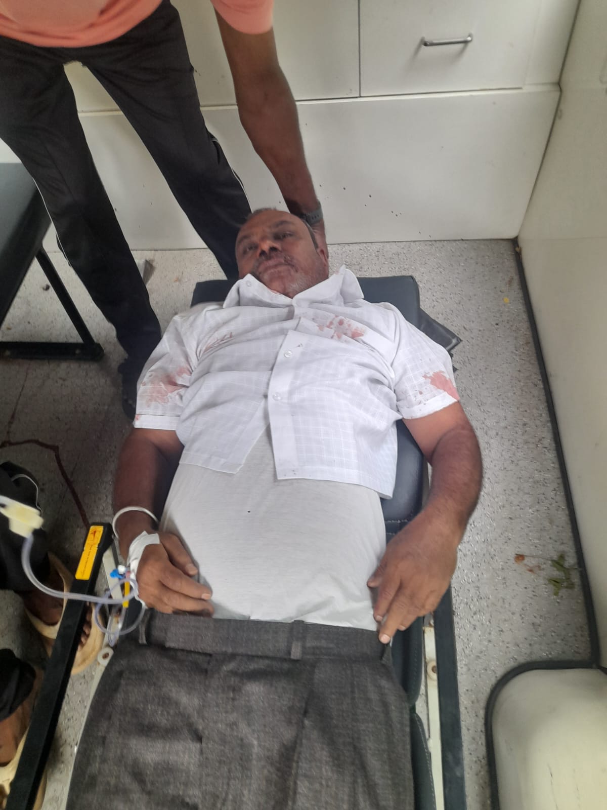 ದೊಡ್ಡಜಾತ್ರೆಯಲ್ಲಿ ಕಾಲ್ತುಳಿತ…ತಂದೆ ಮಗ ಇಬ್ಬರಿಗೂ ಗಾಯ…ಆಸ್ಪತ್ರೆಗೆ ದಾಖಲು…