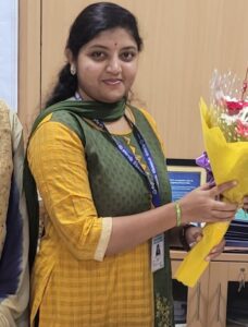 MDA ವಿಶೇಷ ಭೂ ಸ್ವಾಧೀನ ಇಲಾಖೆ ವ್ಯವಸ್ಥಾಪಕಿ ಬಿ.ಶೃತಿ ಎತ್ತಂಗಡಿ…ಕ್ರಿಮಿನಲ್ ಪ್ರಕರಣದಲ್ಲಿ ಭಾಗಿ ಆರೋಪ ಹಿನ್ನಲೆ…ಮಾತೃ ಇಲಾಖೆಗೆ ಹಿಂದಿರುಗುವಂತೆ ಸೂಚನೆ…ಸೇವೆಯಿಂದ ಬಿಡುಗಡೆ ಮಾಡಲು ಎಂಡಿಎ ಮೀನಾಮೇಷ…