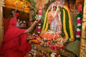 ಗಣಪತಿ ಆಶ್ರಮದಲ್ಲಿ ಹನುಮಜಯಂತಿ ಸಂಭ್ರಮ…ಕಾರ್ಯಸಿದ್ದಿ ಹನುಮಂತನಿಗೆ ವಜ್ರಾಲಂಕಾರ…