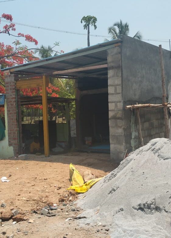 ಸರ್ಕಾರಿ ಜಾಗದಲ್ಲಿ ಅಕ್ರಮ ಹೋಟೆಲ್ ನಿರ್ಮಾಣ ಆರೋಪ – ಜಿಲ್ಲಾಧಿಕಾರಿ ಗಮನ ಹರಿಸಲು ರೈತರ ಮನವಿ